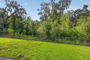 3254 Zipperer Wy, The Villages, FL 32163 - Photo 2