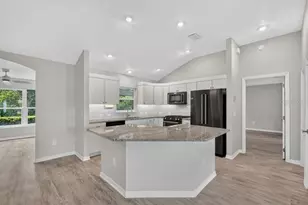3254 Zipperer Wy, The Villages, FL 32163 - Photo 6