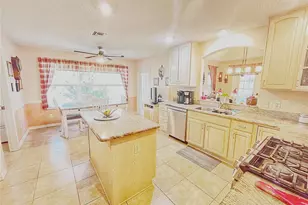 3209 Hampton Ln, The Villages, FL 32162 - Photo 30
