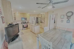 3209 Hampton Ln, The Villages, FL 32162 - Photo 34