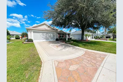3209 Hampton Lane, The Villages, FL 32162 - Photo 4