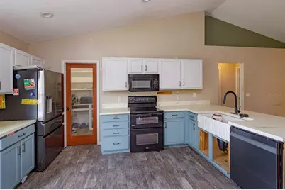 3905 Whispering Pine Court, Mascotte, FL 34753 - Photo 8