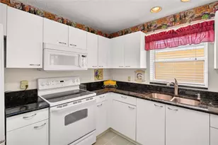 3257 Archer Ave, The Villages, FL 32162 - Photo 8