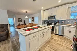 198 Jacaranda Dr, Leesburg, FL 34748 - Photo 18