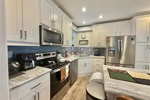 198 Jacaranda Dr, Leesburg, FL 34748 - Photo 20