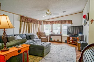6725 Forestview Ln, Lakeland, FL 33811 - Photo 6