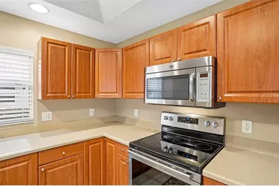 10150 Mainsail Drive, Oxford, FL 34484 - Photo 18