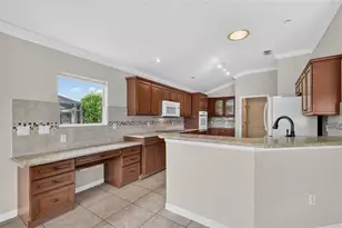 2334 Ambler Cir, The Villages, FL 32162 - Photo 12