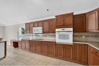 2334 Ambler Circle, The Villages, FL 32162 - Photo 8