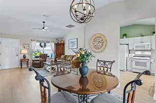3001 Glenwood Pl, The Villages, FL 32162 - Photo 10