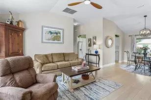3001 Glenwood Pl, The Villages, FL 32162 - Photo 4