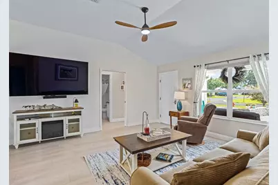 3001 Glenwood Place, The Villages, FL 32162 - Photo 6
