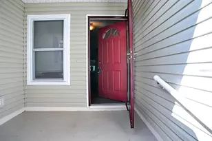 32543 Oak Park Dr, Leesburg, FL 34748 - Photo 4
