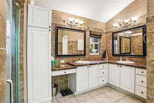 17115 SE 93rd Tellfier Terrace, The Villages, FL 32162 - Photo 28