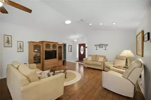 32802 Crooked Oaks Ln, Leesburg, FL 34748 - Photo 8