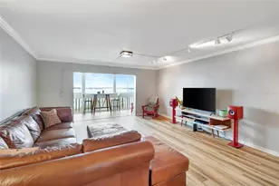 601 N McDonald St, Mount Dora, FL 32757 - Photo 6