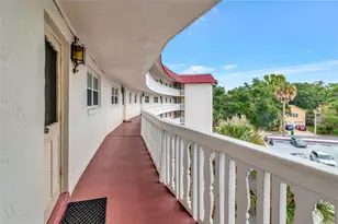 601 N McDonald St, Mount Dora, FL 32757 - Photo 2