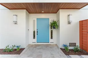 116 Garden Ln, Sarasota, FL 34242 - Photo 2