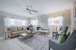 6111 2nd St E, Saint Pete Beach, FL 33706 - Photo 4