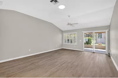 17559 SE 81st Parnassus Court, The Villages, FL 32162 - Photo 6