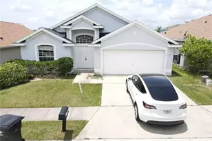 325 Brayton Ln, Davenport, FL 33897 - Photo 1