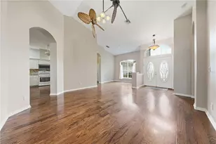 5127 Aurora Dr, Leesburg, FL 34748 - Photo 10