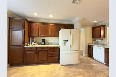 497 Little River Path, The Villages, FL 32162 - Photo 6
