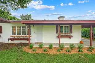 3607 S Crystal Lake Dr, Orlando, FL 32806 - Photo 4