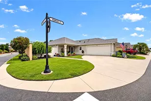 639 Bermudez Ct, The Villages, FL 32162 - Photo 2