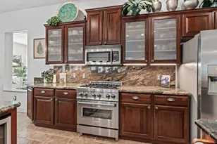 2917 Larranaga Dr, The Villages, FL 32162 - Photo 24