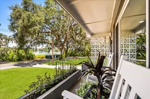 1210 E Caroline St, Tavares, FL 32778 - Photo 40