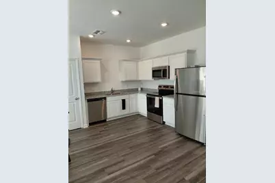 14947 Pisa Parkway, Dade City, FL 33523 - Photo 6