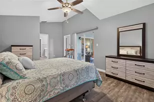 25005 Cranes Roost Cir, Leesburg, FL 34748 - Photo 20