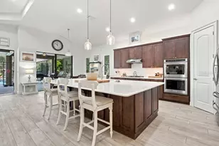 5084 Greens Dr, Lady Lake, FL 32159 - Photo 16