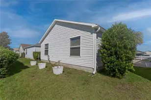 2016 Peaceful Pl, The Villages, FL 32162 - Photo 6