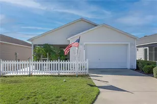 2016 Peaceful Pl, The Villages, FL 32162 - Photo 2