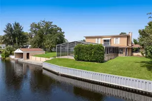 1627 Canal Ct, Tavares, FL 32778 - Photo 28