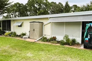 122 Tamarisk Way, Leesburg, FL 34748 - Photo 2