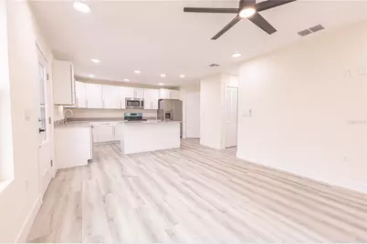 2399 Cr 423, Lake Panasoffkee, FL 33538 - Photo 8