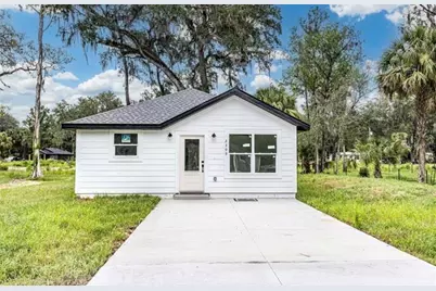 2399 Cr 423, Lake Panasoffkee, FL 33538 - Photo 1