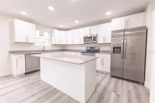 2399 Cr 423, Lake Panasoffkee, FL 33538 - Photo 6