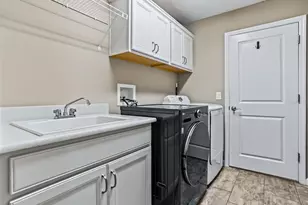 6065 Keckonen Dr, The Villages, FL 32163 - Photo 30