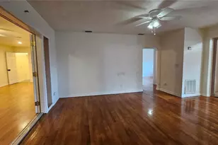25 E Chesley Ave, Eustis, FL 32726 - Photo 8