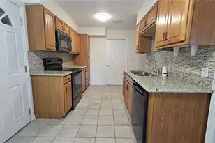 25 E Chesley Ave, Eustis, FL 32726 - Photo 12