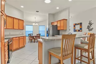 1073 Alcove Loop, The Villages, FL 32162 - Photo 4