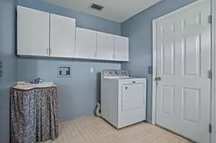 930 Ramos Dr, The Villages, FL 32159 - Photo 26