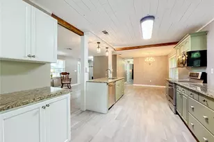 35933 Clear Lake Cir, Eustis, FL 32736 - Photo 24