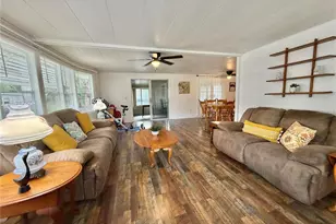 103 Tamarisk Way, Leesburg, FL 34748 - Photo 2