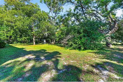 519 Huey Street, Wildwood, FL 34785 - Photo 26