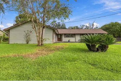 2141 NE 9th Street, Ocala, FL 34470 - Photo 2
